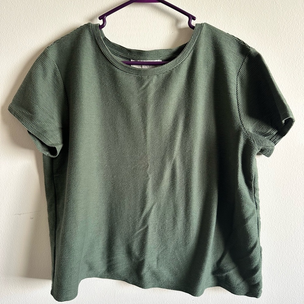 Loft Ribbed Tulip Back Top